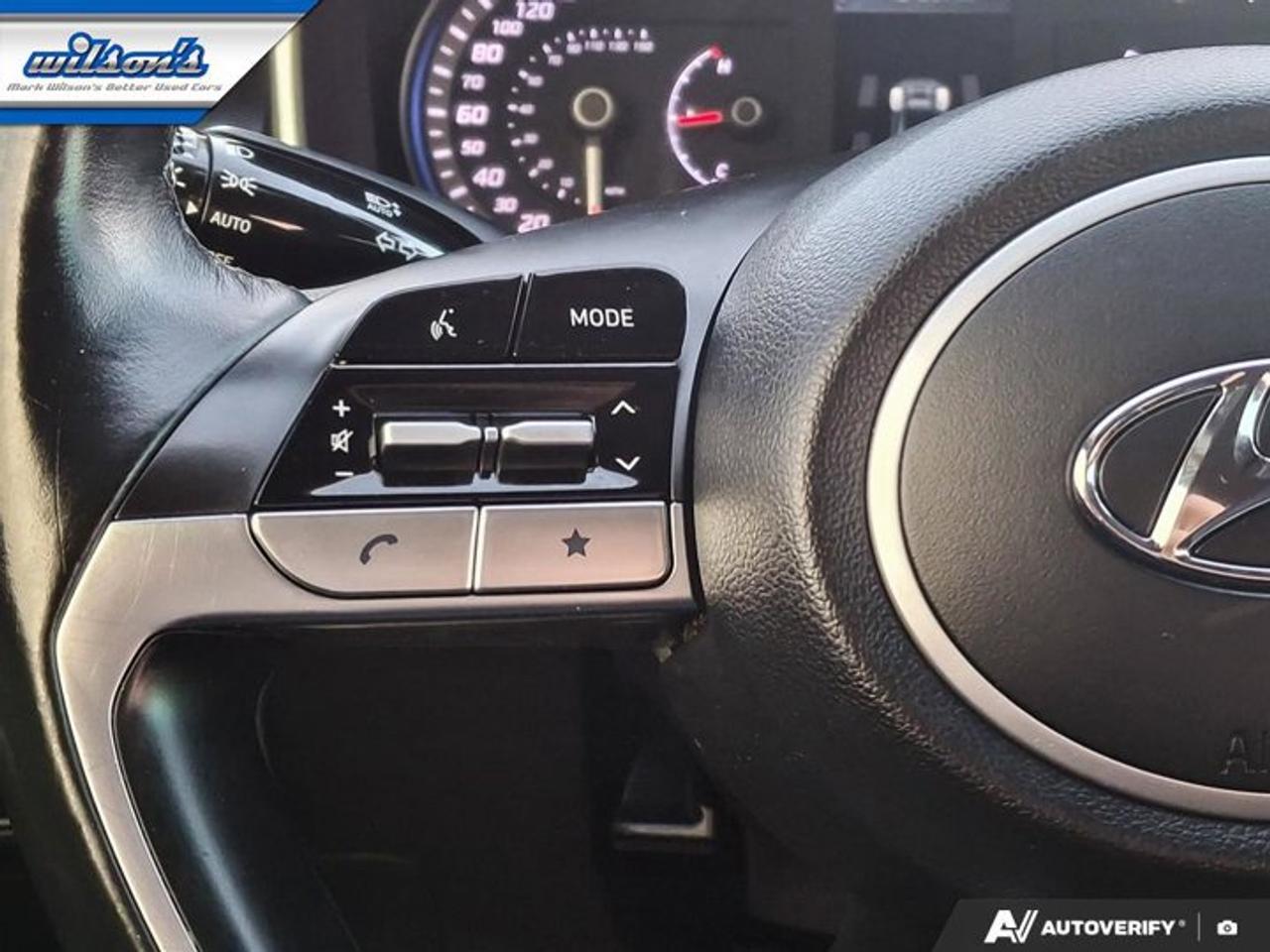 2022 Hyundai Tucson Preferred AWD | Heated Seats + Steering | Remote Start | Reverse Cam | CarPlay | and More ! Photo