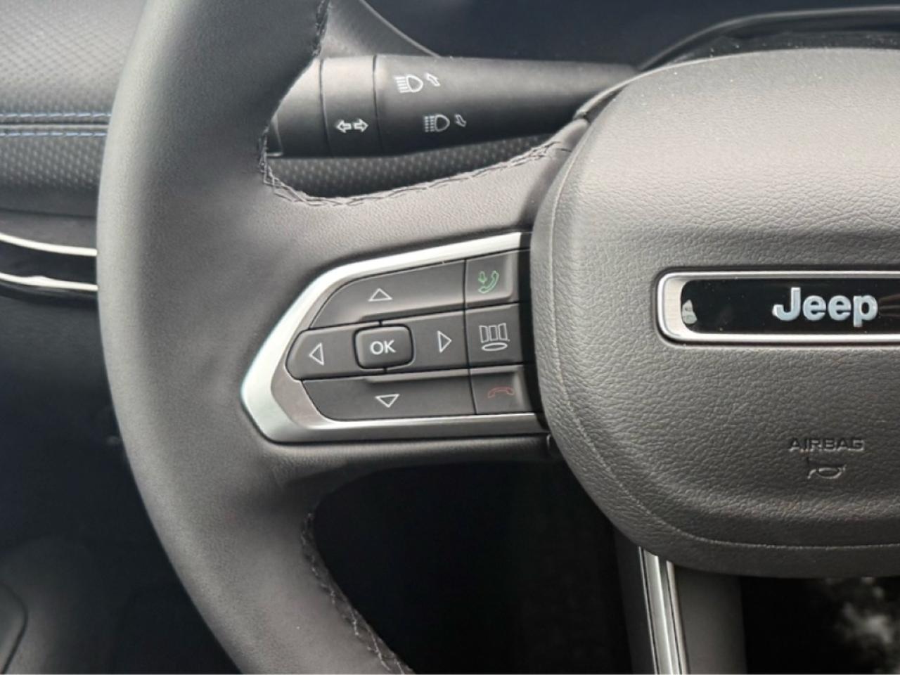 2026 GMC Acadia Elevation  - Sunroof Photo