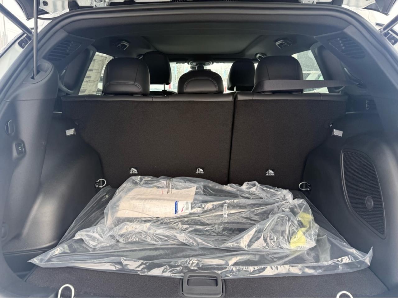 2026 GMC Acadia Elevation  - Sunroof Photo