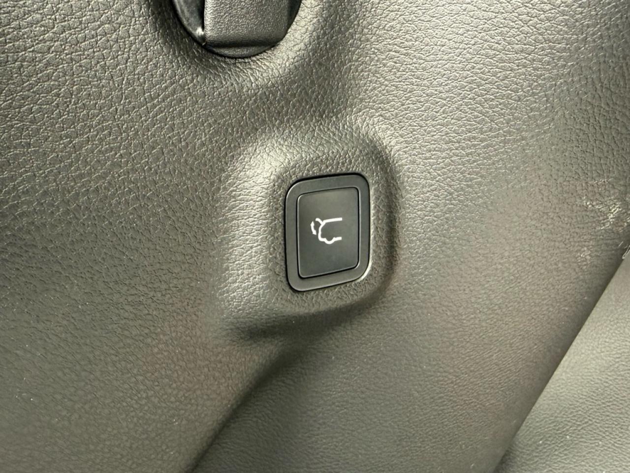 2026 GMC Acadia Elevation  - Sunroof Photo