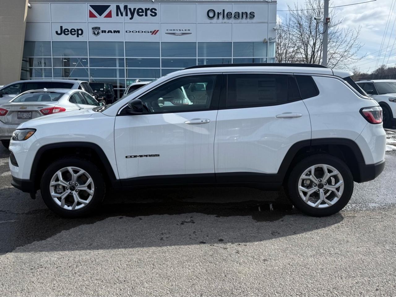 2026 GMC Acadia Elevation  - Sunroof Photo