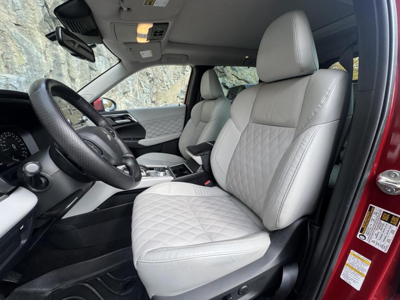 2023 Mitsubishi Outlander GT S-AWC Photo