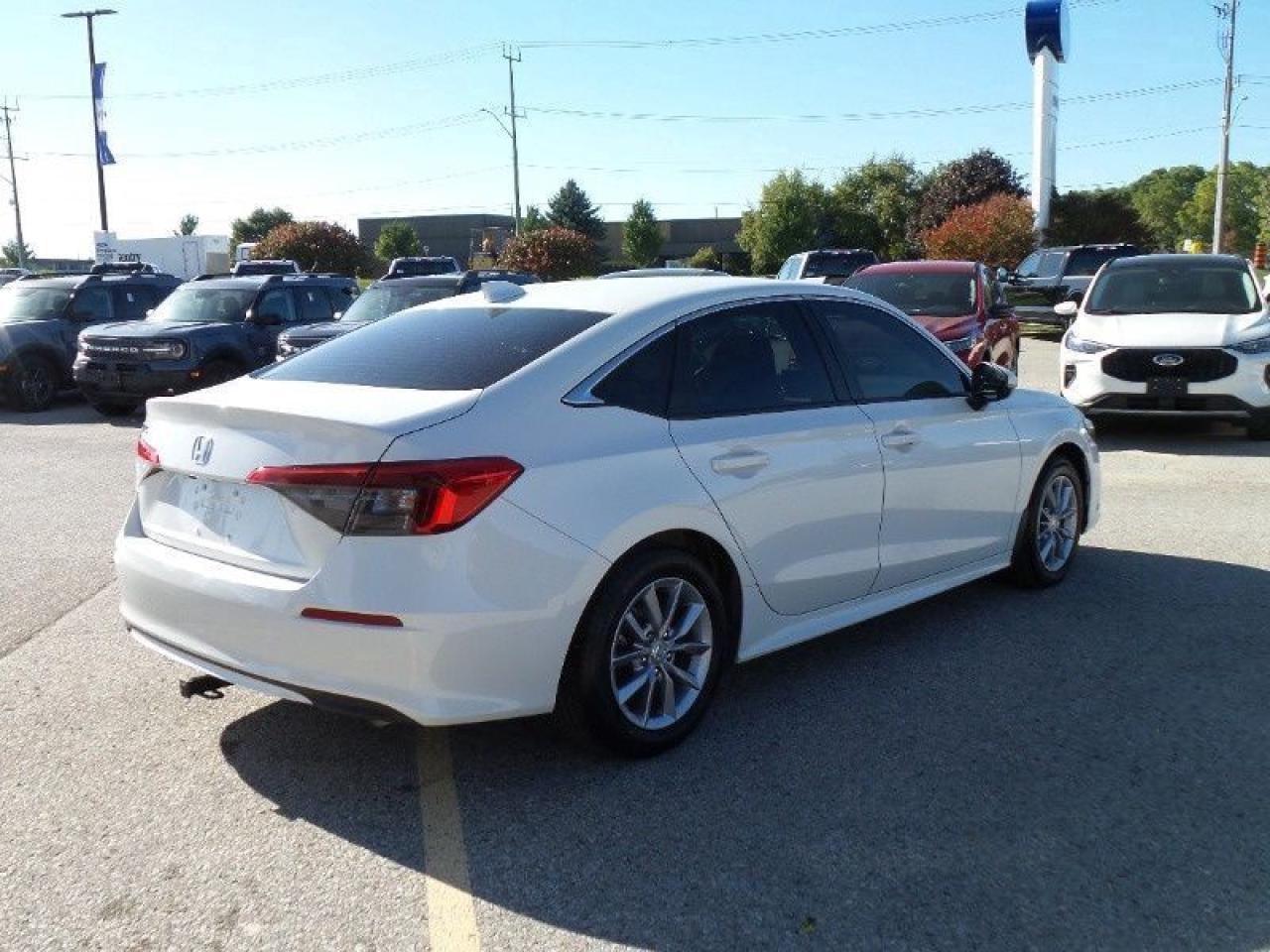 2022 Honda Civic Sedan EX Photo4