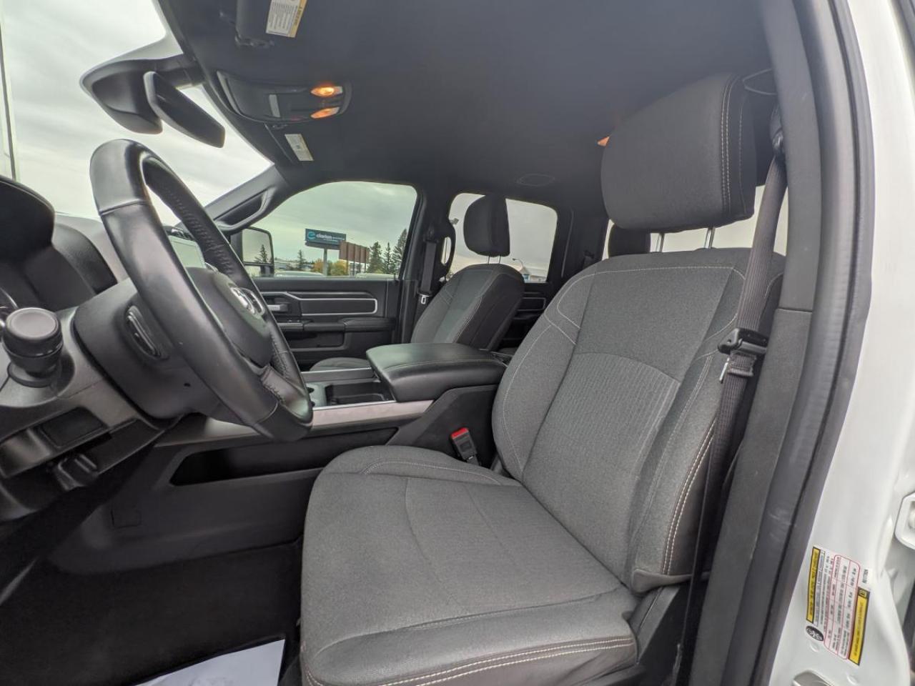 2024 RAM 2500 Big Horn 4x4 Crew Cab 8' Box Photo