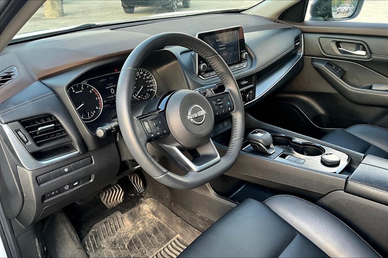 2023 Nissan Rogue SV MIDNIGHT EDITION Photo3