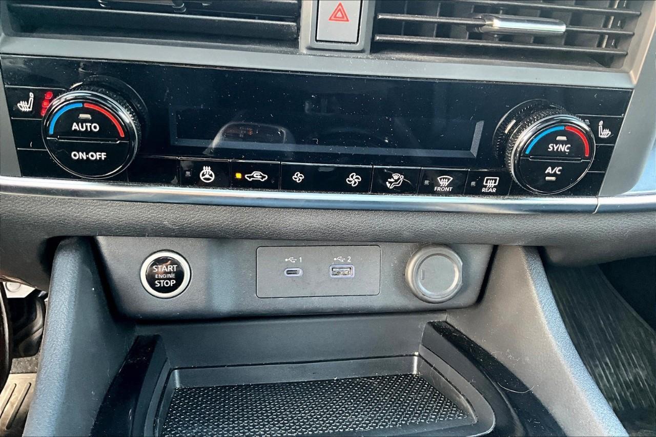 2023 Nissan Rogue SV MIDNIGHT EDITION Photo