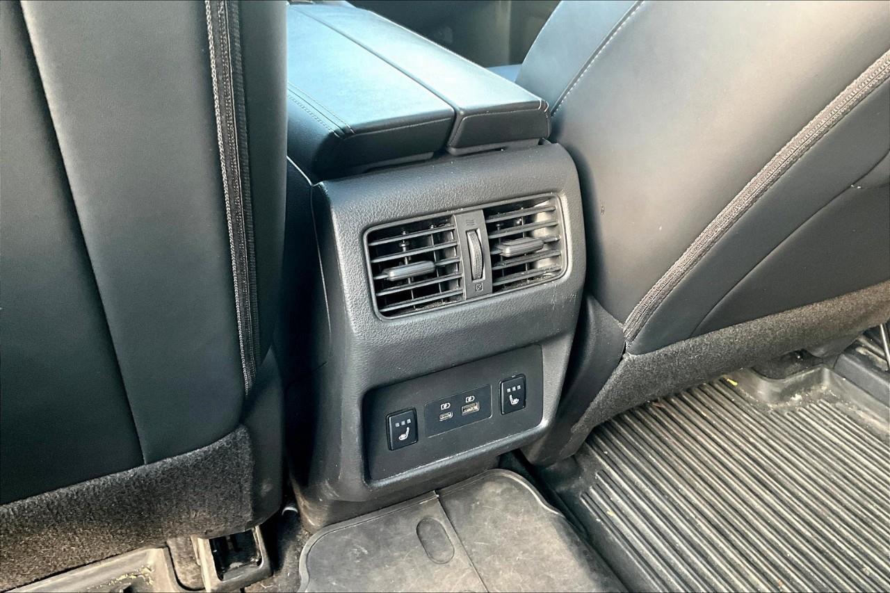 2023 Nissan Rogue SV MIDNIGHT EDITION Photo