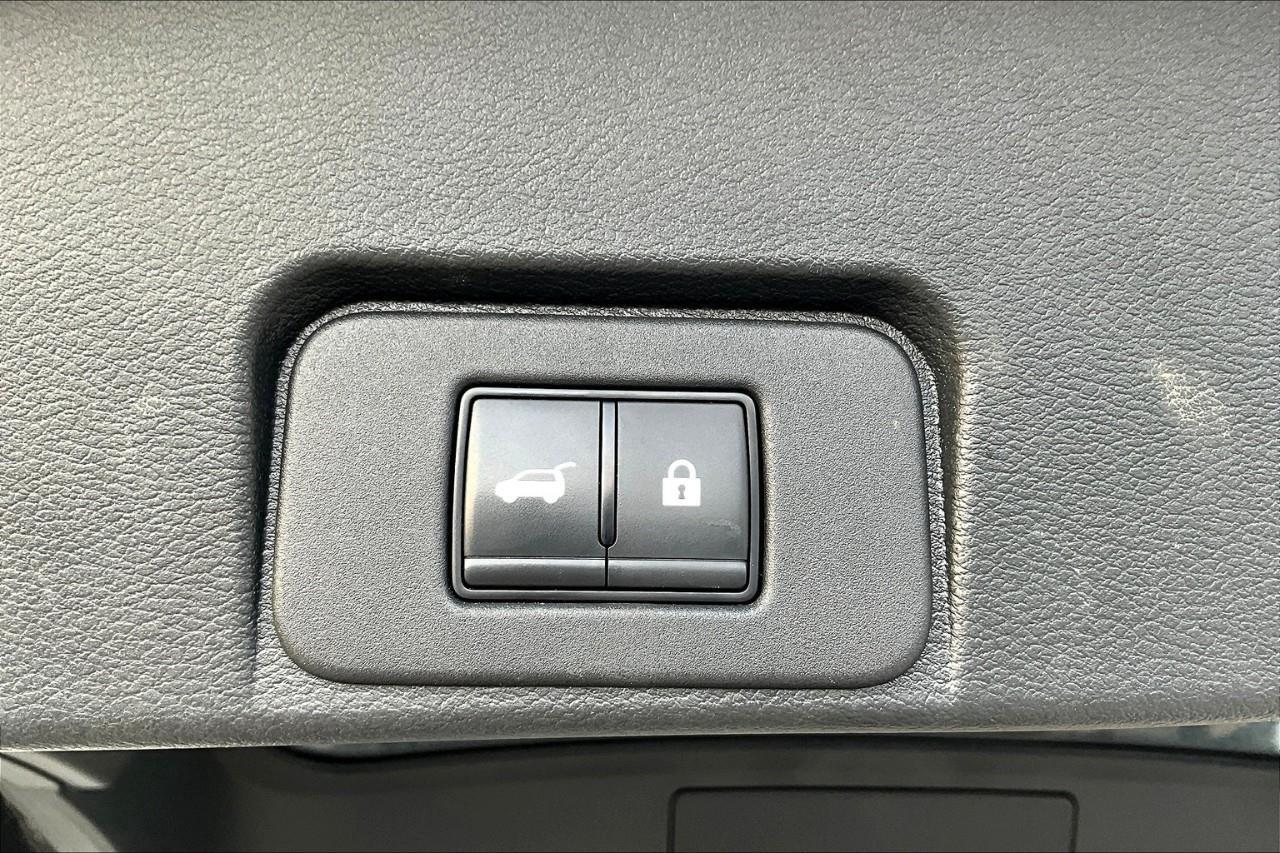 2023 Nissan Rogue SV MIDNIGHT EDITION Photo