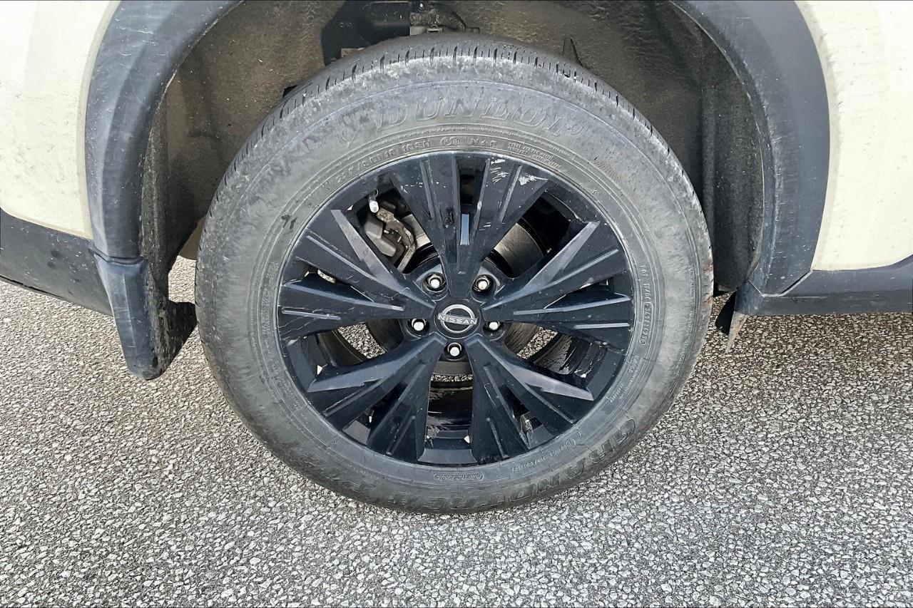 2023 Nissan Rogue SV MIDNIGHT EDITION Photo