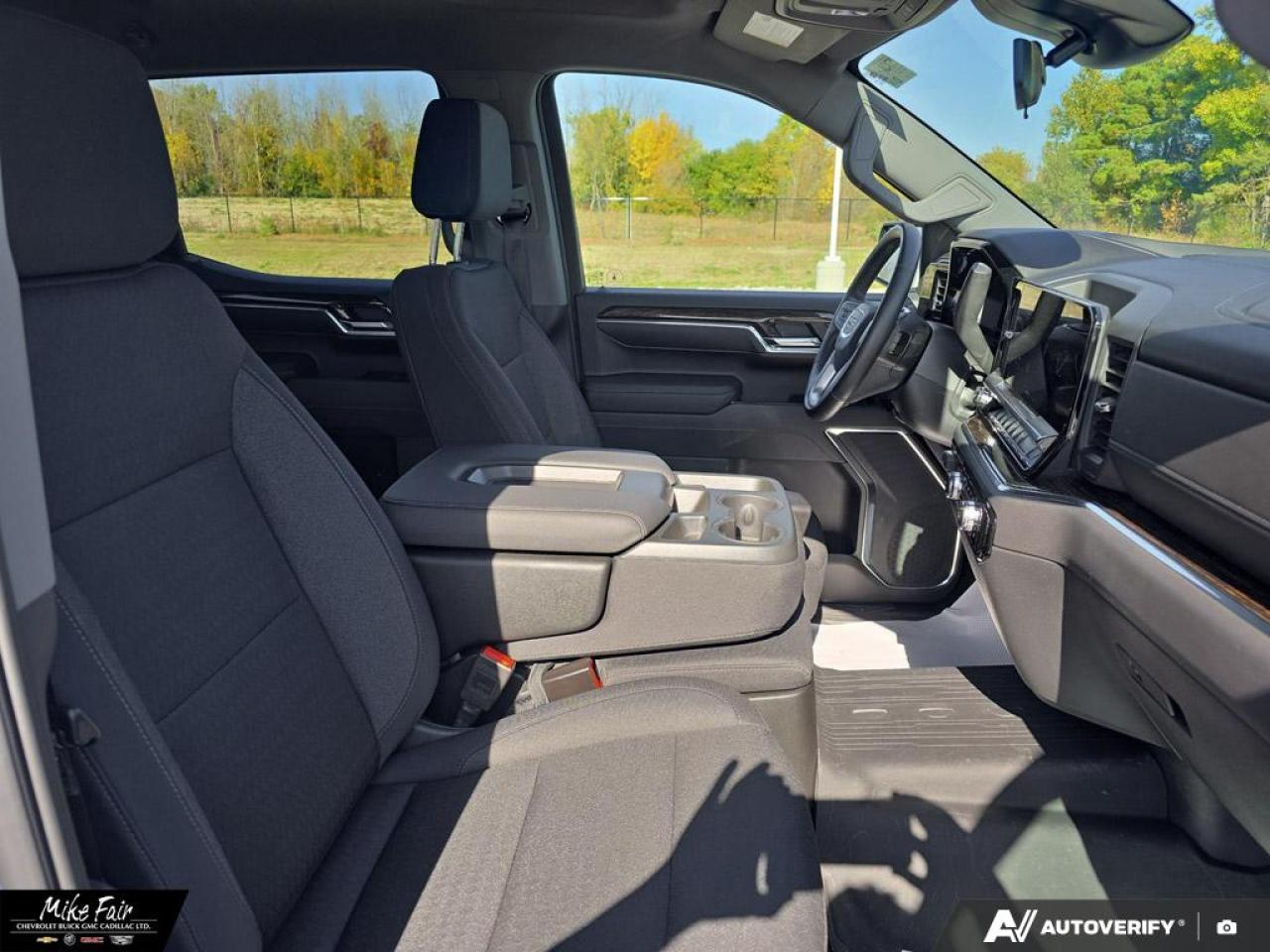 2023 GMC Sierra 1500 Elevation heated front seats/steering wheel/outside mirrors,assist steps, keyless open/start Photo