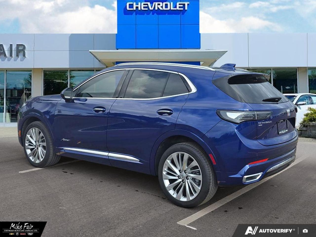 2025 Buick Envision Avenir AWD,panoramic moonroof,heated front seats,keyless/remote start,HD surround vision Photo3