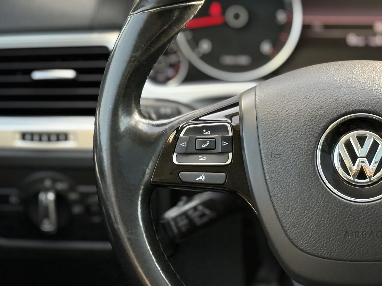 2015 Volkswagen Touareg TDI HIGHLINE | PANO | NAVI | 360 CAMERA Photo