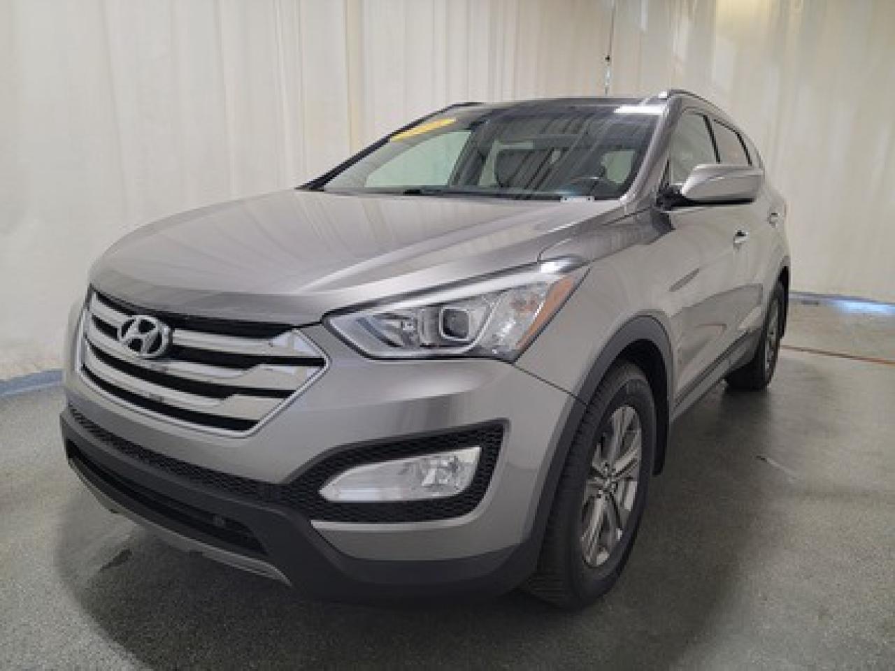 Used 2016 Hyundai Santa Fe Sport LUXURY | LEATHER | SUNROOF | HEATED STEERING for sale in Regina, SK