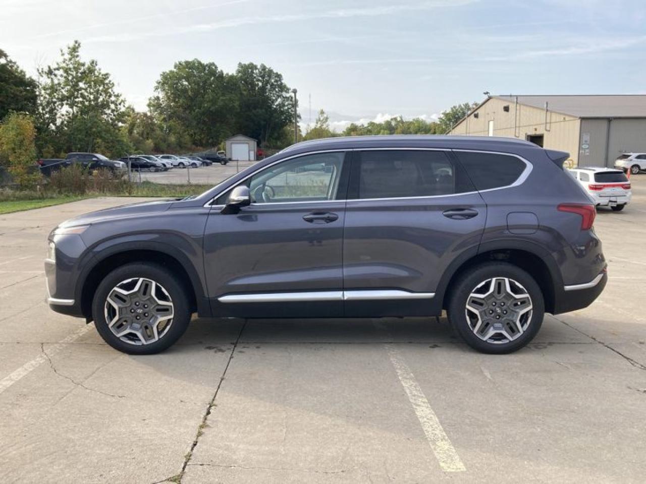 2022 Hyundai Santa Fe Hybrid Preferred w/Trend Package AWD Photo