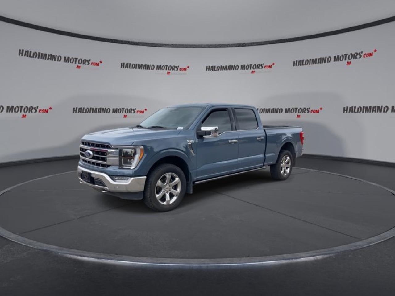 2023 Ford F-150 Lariat 4WD | Max Trailer Tow Package | Power Tailgate | Power Running Boards | Photo4