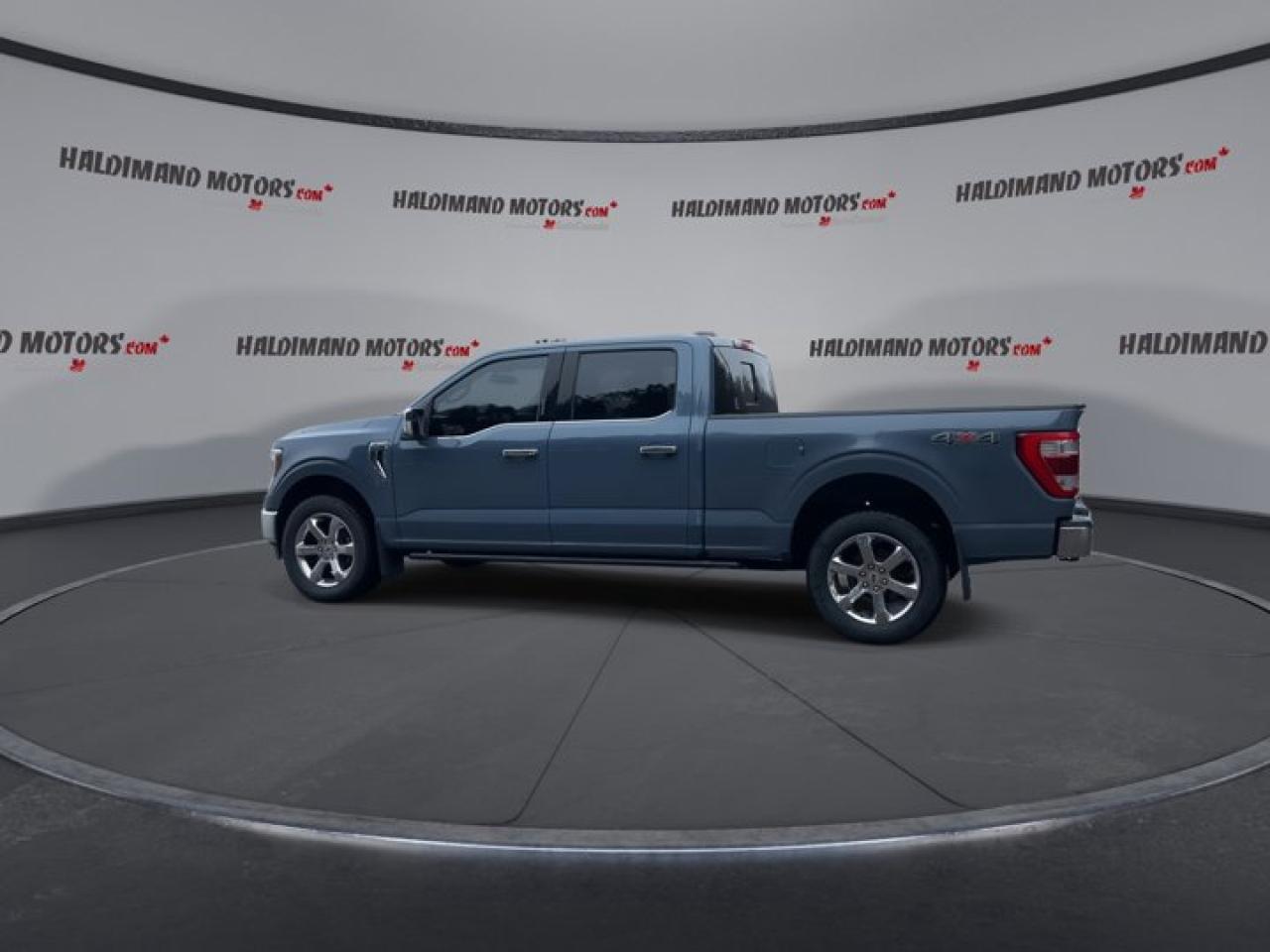 2023 Ford F-150 Lariat 4WD | Max Trailer Tow Package | Power Tailgate | Power Running Boards | Photo