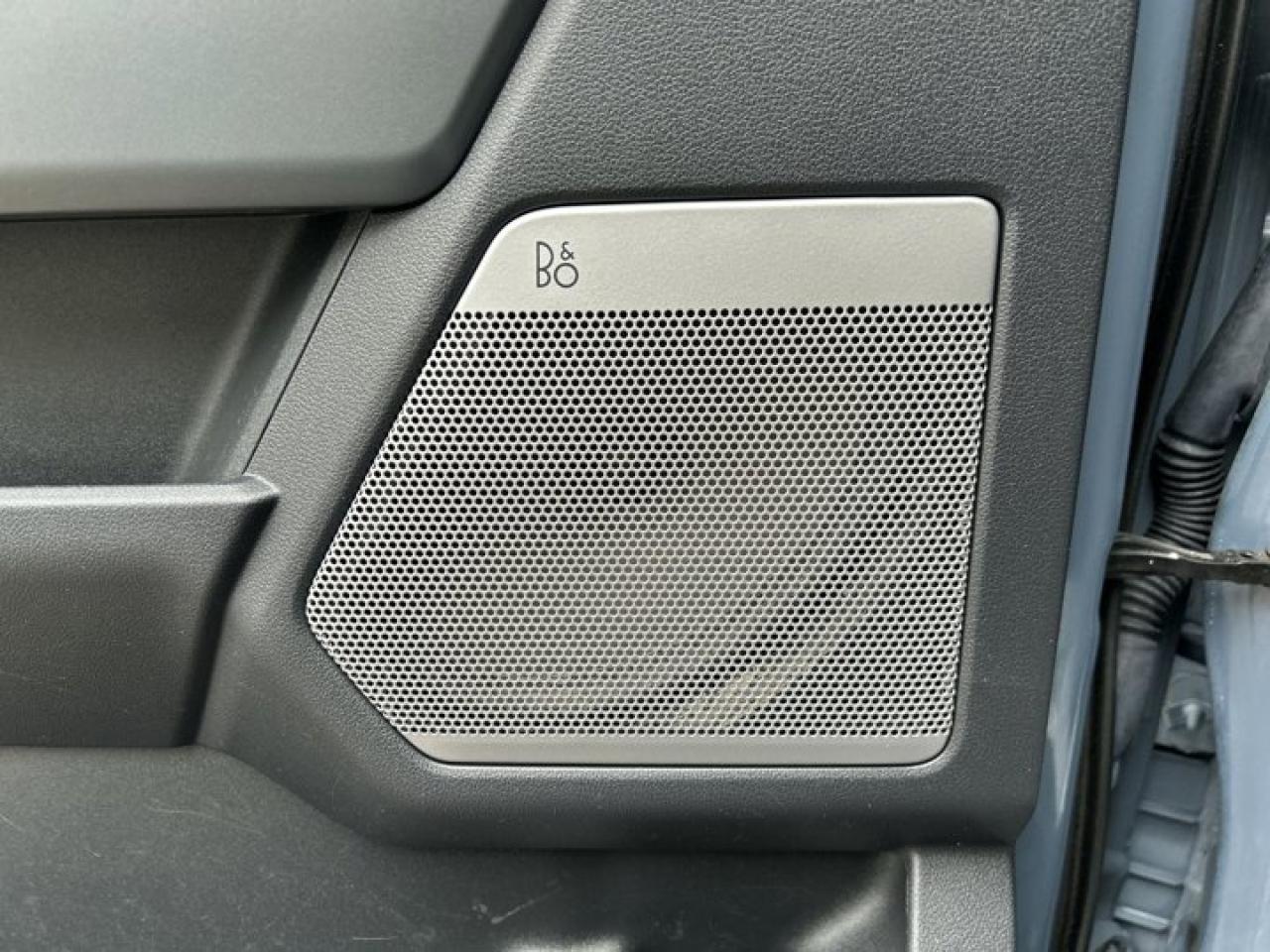 2023 Ford F-150 Lariat 4WD | Max Trailer Tow Package | Power Tailgate | Power Running Boards | Photo