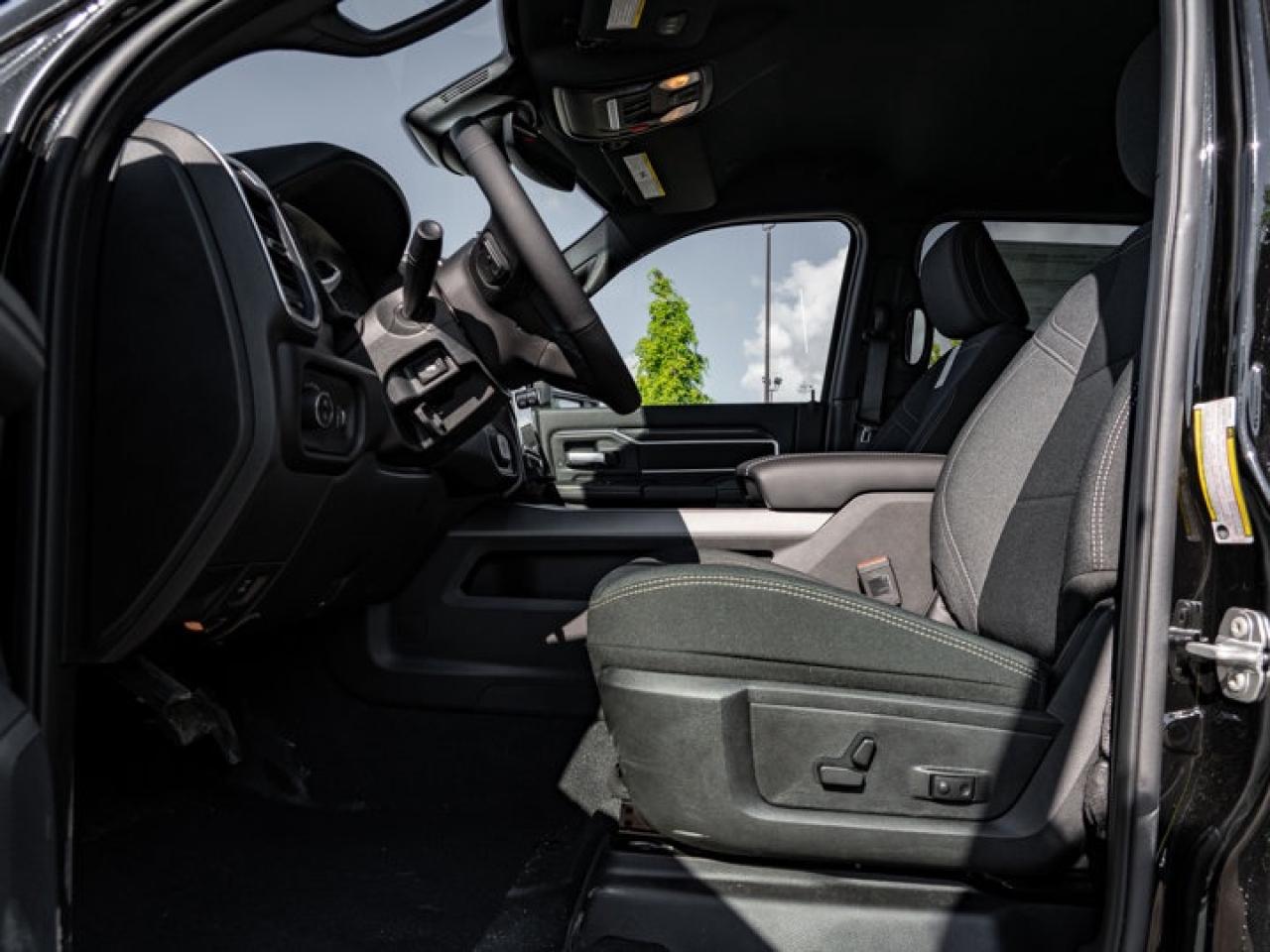 2025 RAM 2500 Big Horn Photo