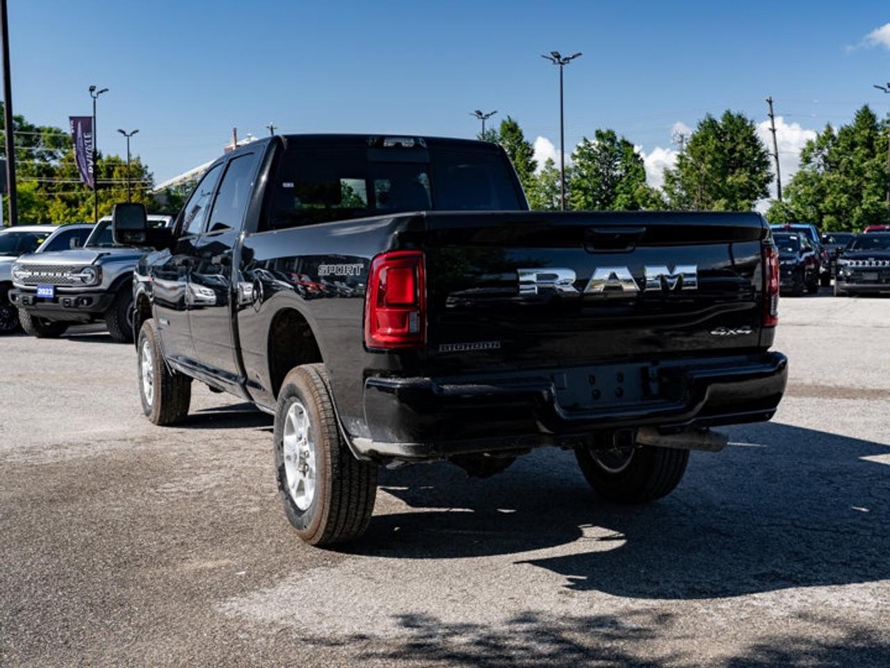 2025 RAM 2500 Big Horn Photo4