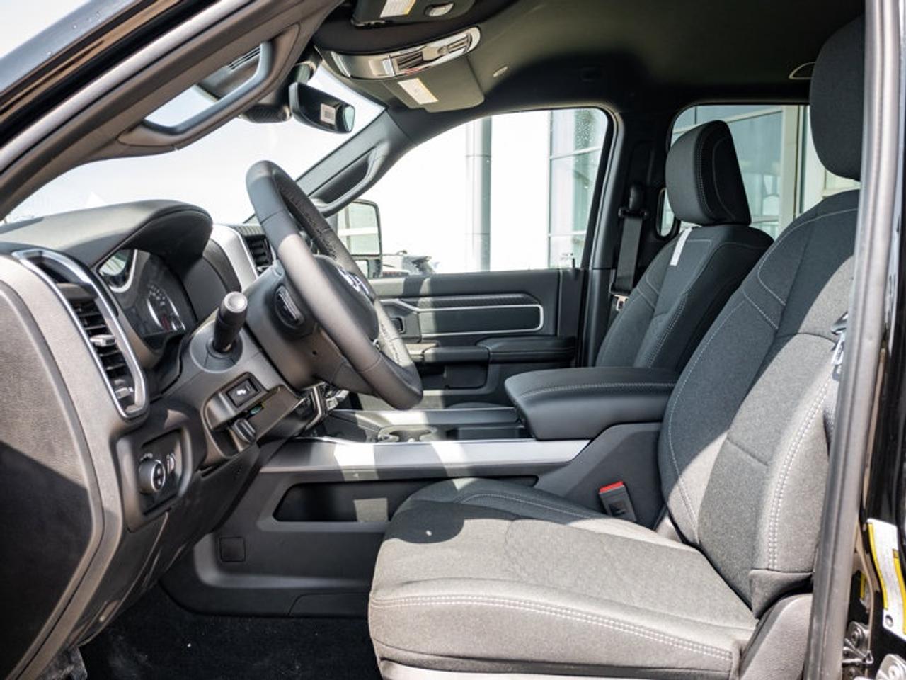 2025 RAM 2500 Big Horn Photo