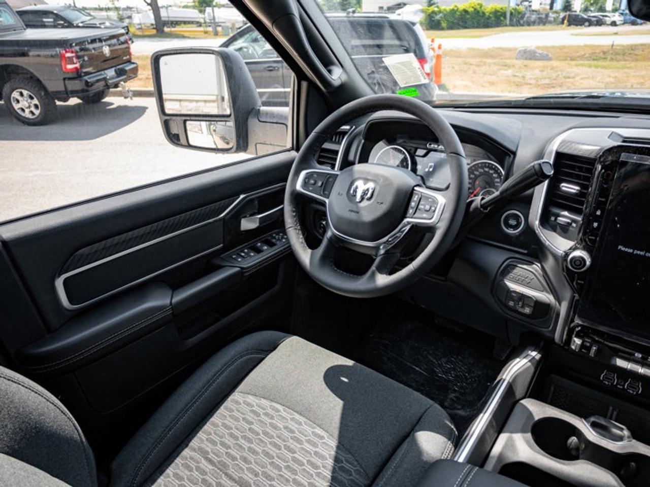 2025 RAM 2500 Big Horn Photo