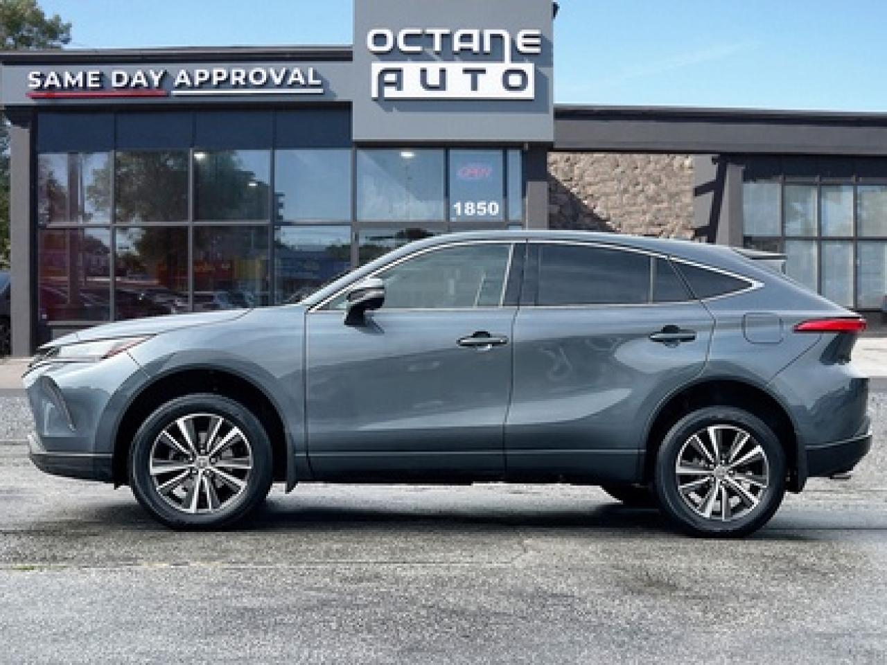 2022 Toyota Venza AWD Photo