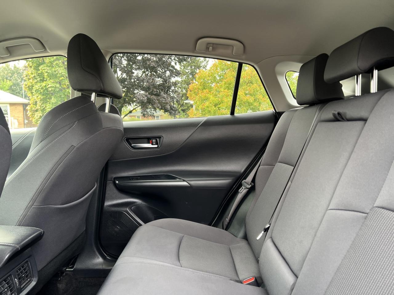 2022 Toyota Venza LE AWD Photo