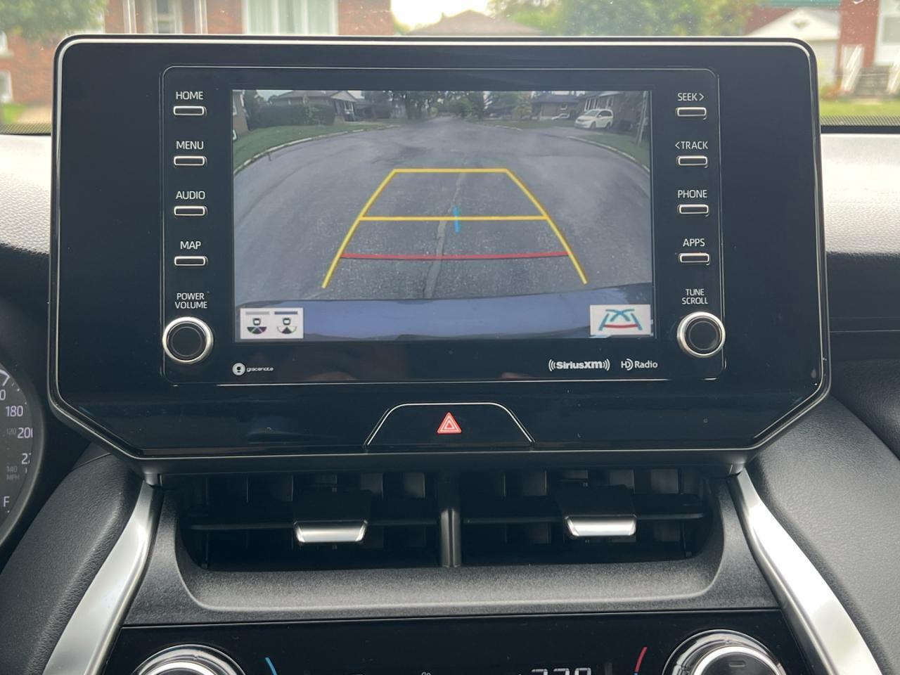 2022 Toyota Venza LE AWD Photo