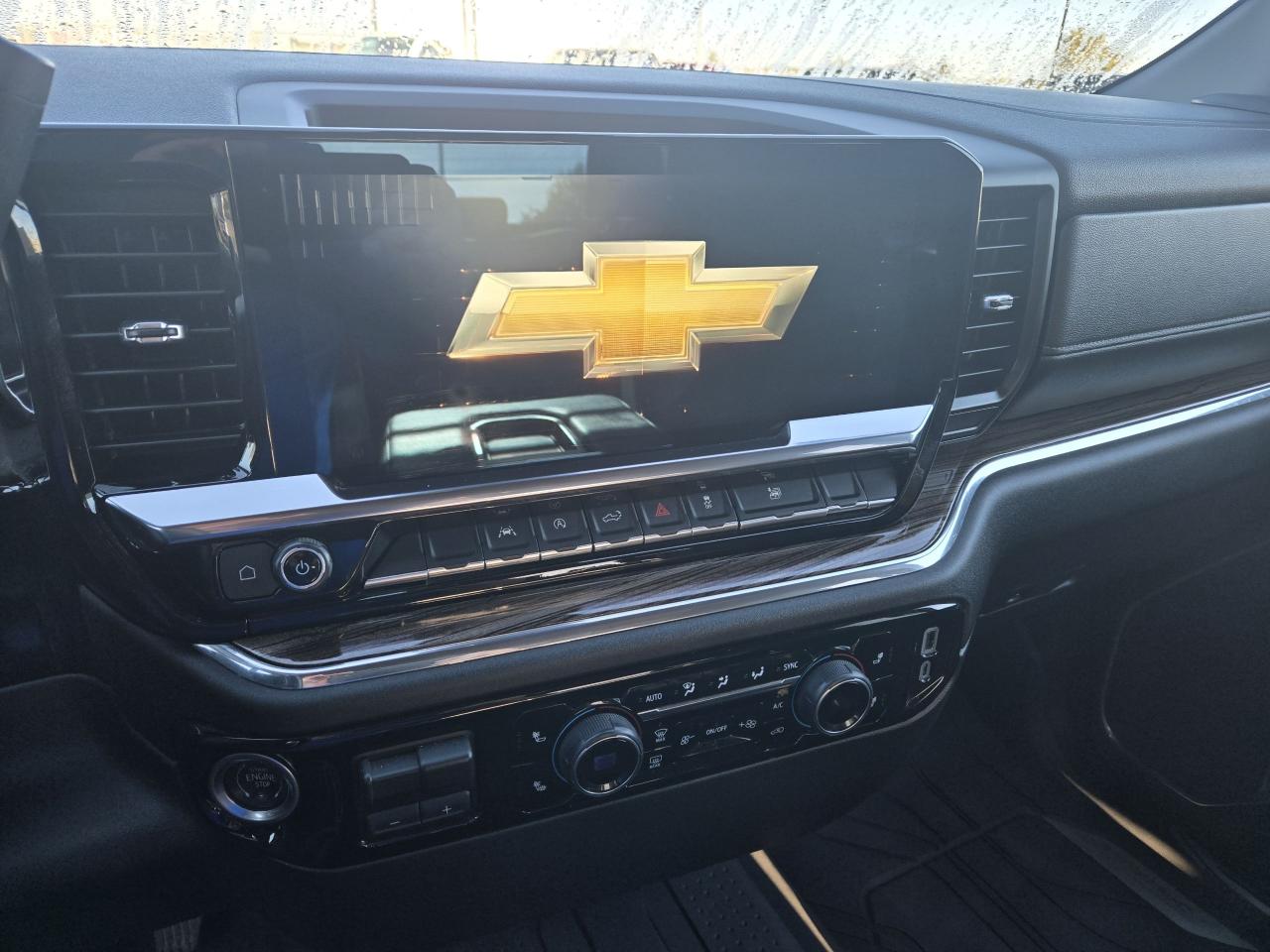 2024 Chevrolet Silverado 1500 LT - Photo #13