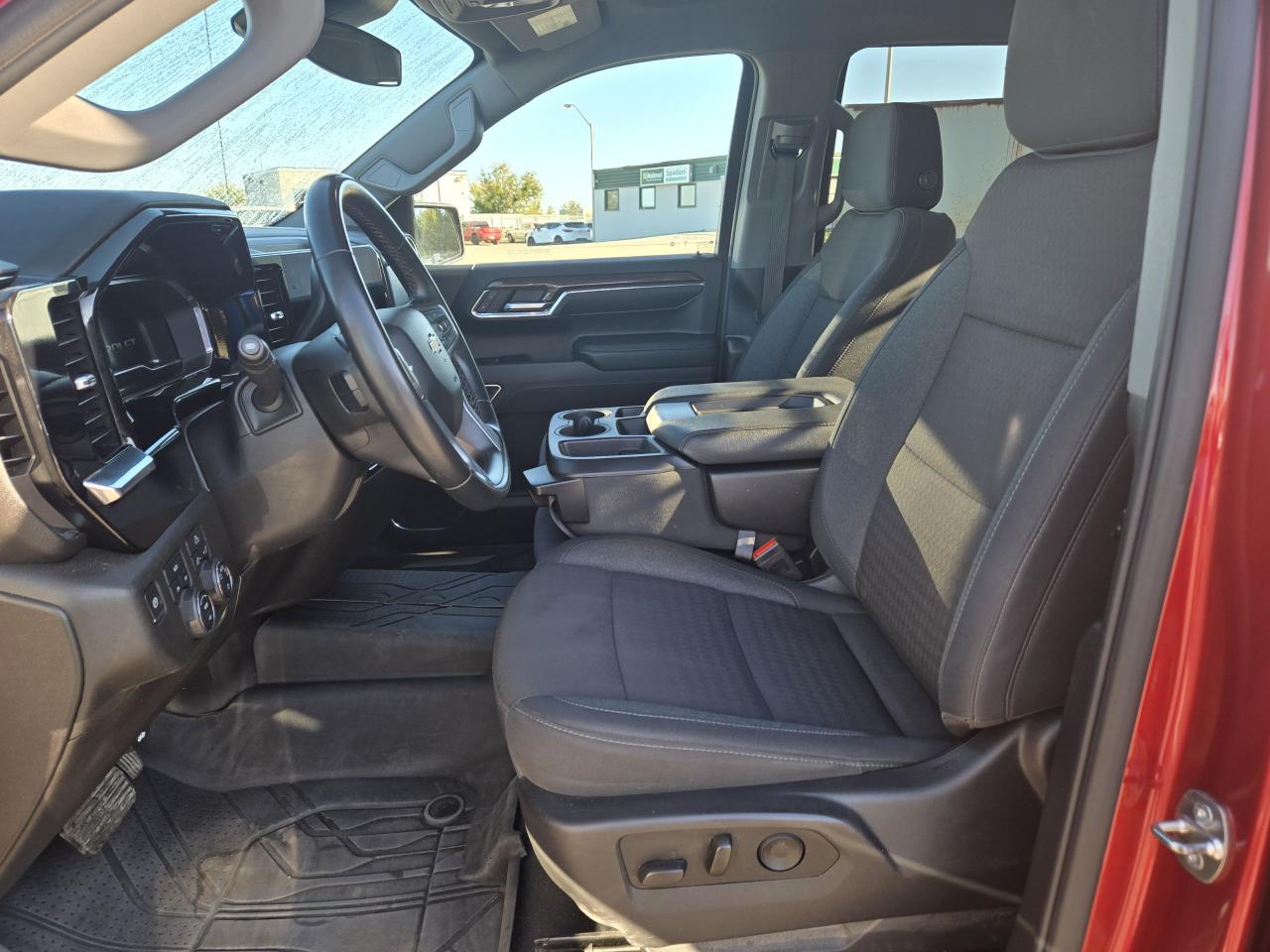 2024 Chevrolet Silverado 1500 LT - Photo #7