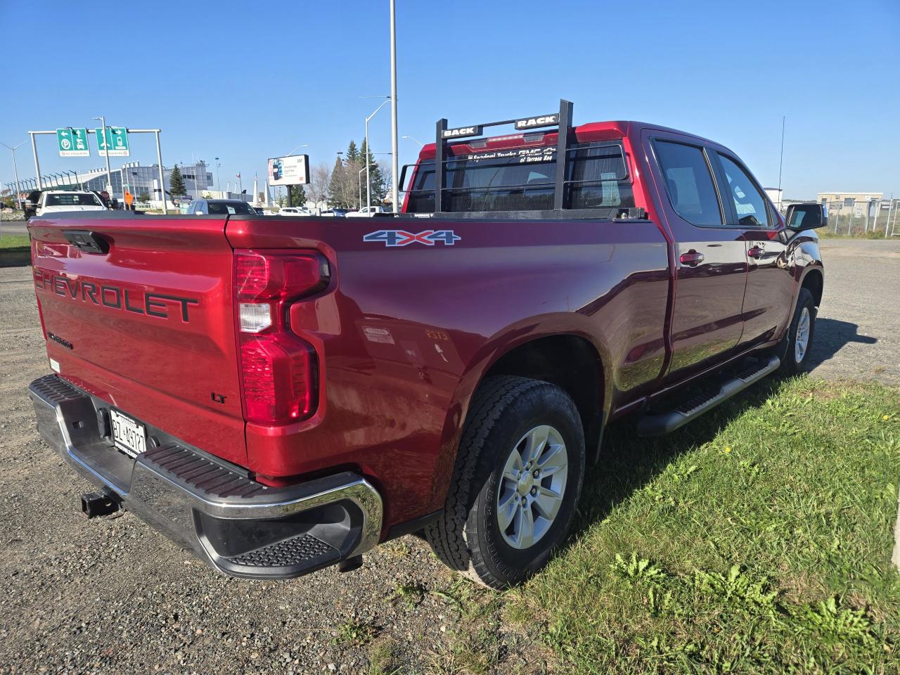 2024 Chevrolet Silverado 1500 LT - Photo #4