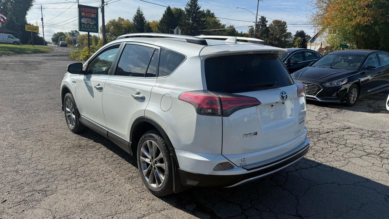 2017 Toyota RAV4 LIMITED  - Photo #3