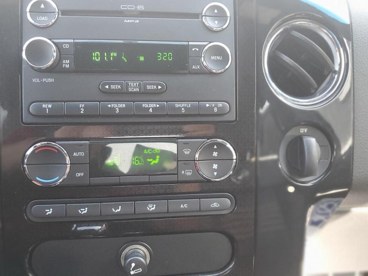2008 Ford F-150 AWD SuperCrew 139" Harley-Davidson - Photo #17