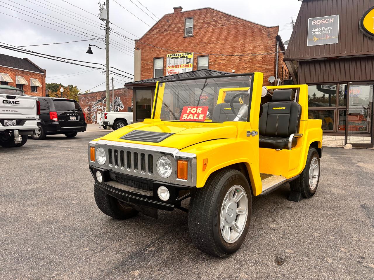 2007 Hummer H3 YELLOW, HUMMER GOLF CART! Photo