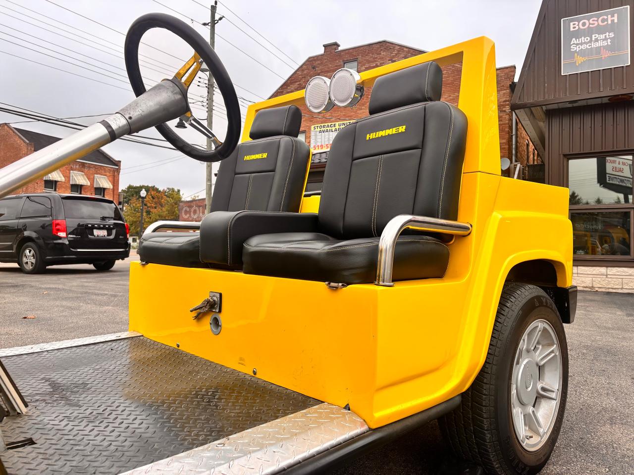 2007 Hummer H3 YELLOW, HUMMER GOLF CART! Photo