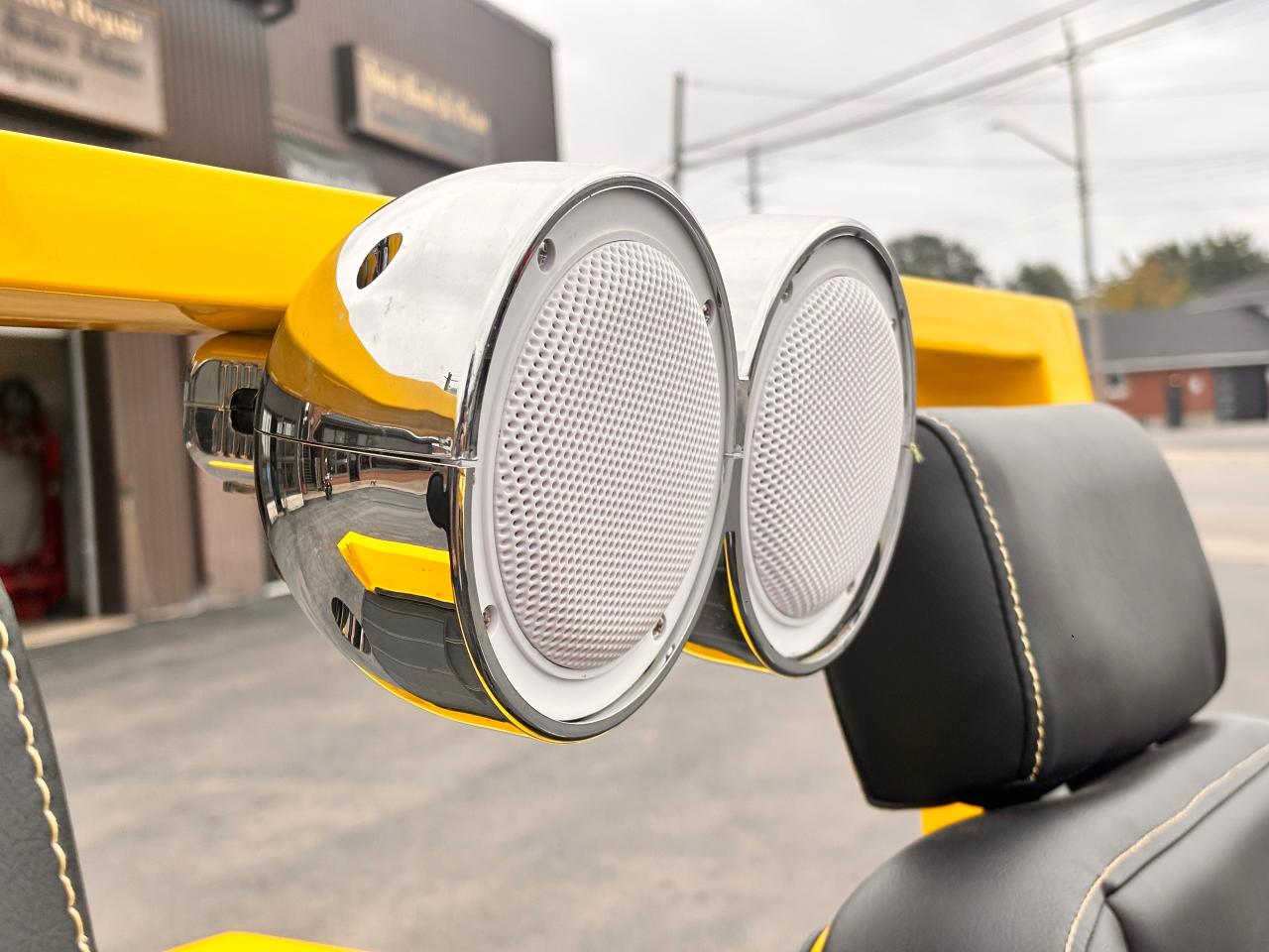 2007 Hummer H3 YELLOW, HUMMER GOLF CART! Photo