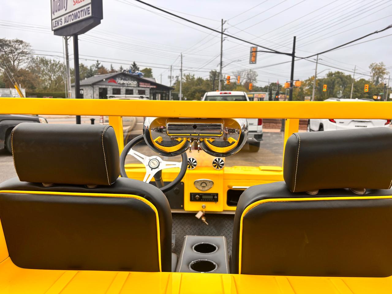 2007 Hummer H3 YELLOW, HUMMER GOLF CART! Photo