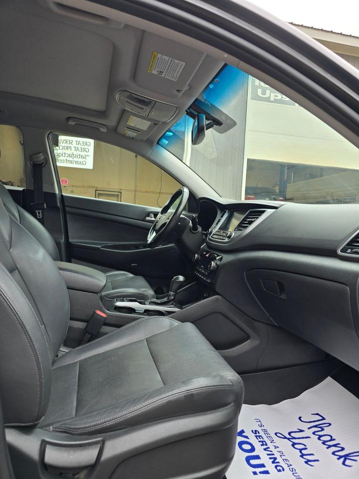 2017 Hyundai Tucson AWD 4DR 2.0L LUXURY - Photo #8