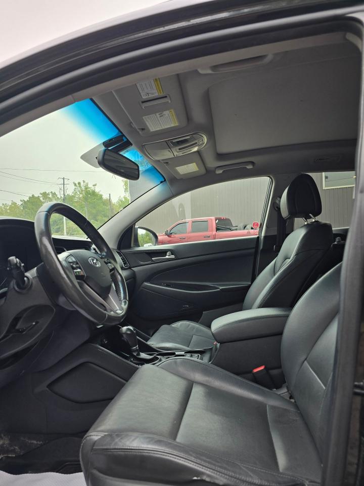 2017 Hyundai Tucson AWD 4DR 2.0L LUXURY - Photo #12