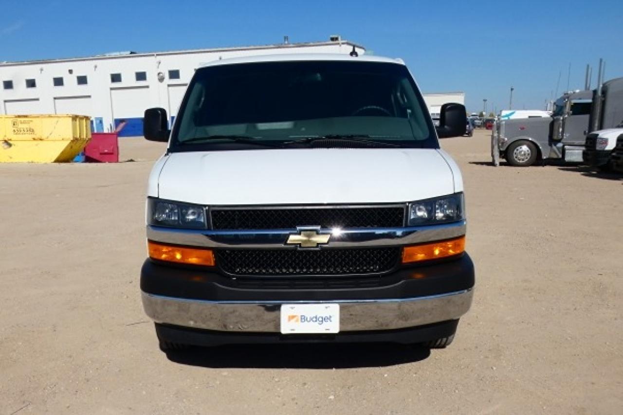 2023 Chevrolet Express 3500 CARGO VAN ext. w/cloth seats, Rear View Mirror BUC - Photo #3