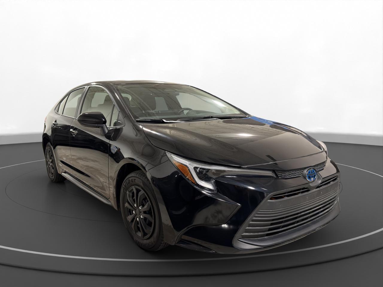 2025 Toyota Corolla Hybrid LE - Photo #3
