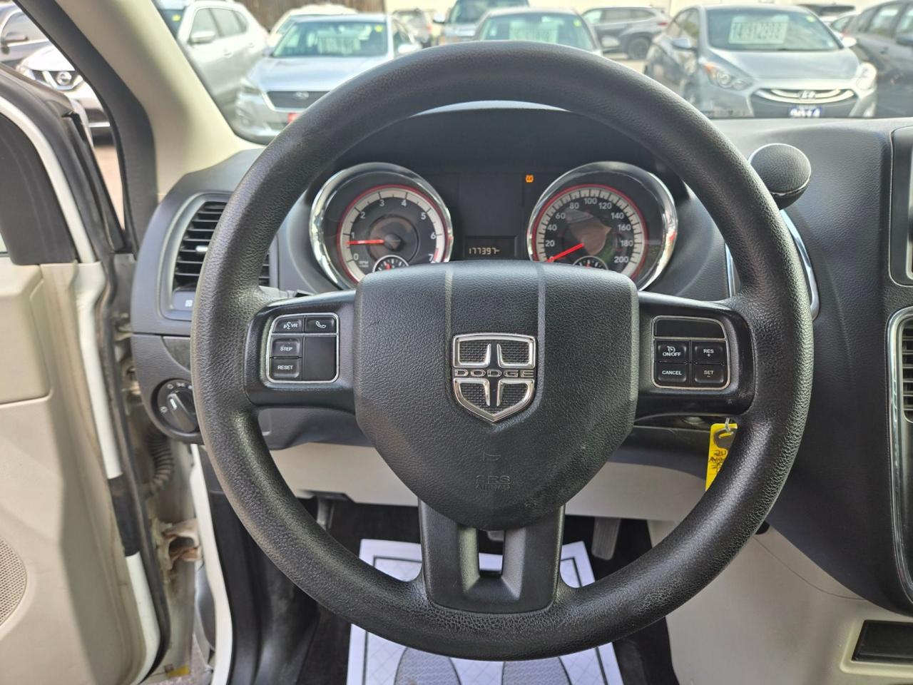 2019 Dodge Grand Caravan SE Plus Photo