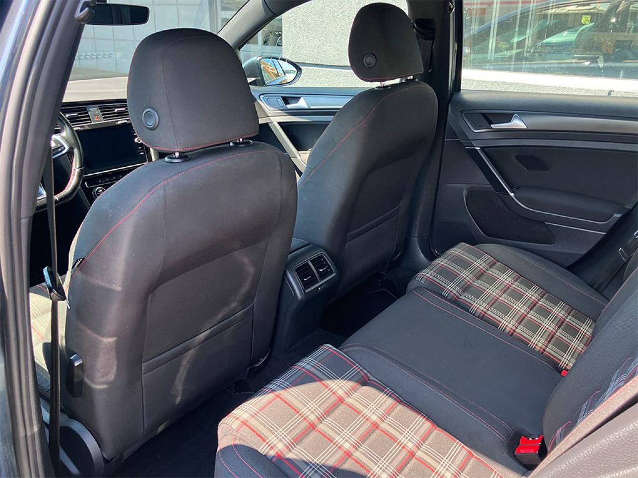 2018 Volkswagen GTI 5DR|MANUAL|ALLOY WHEELS - Photo #10