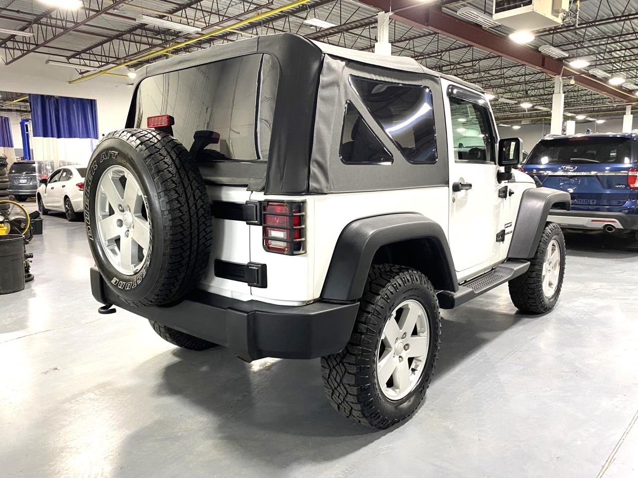 2017 Jeep Wrangler 4WD 2dr Sport Photo