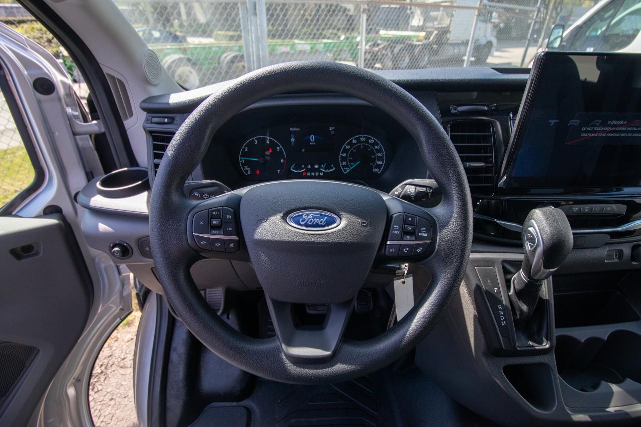 2024 Ford Transit Passenger Wagon T-350 148" MED ROOF XLT RWD Photo5