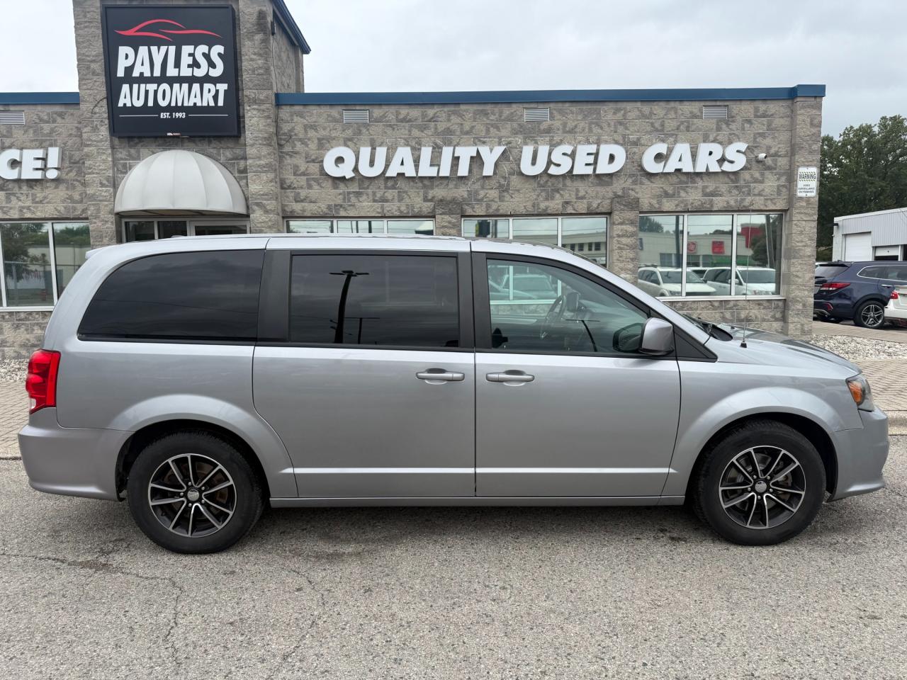 2019 Dodge Grand Caravan GT Photo2