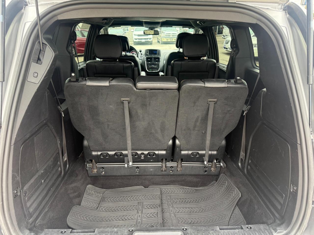 2019 Dodge Grand Caravan GT Full Stow N' Go! Photo