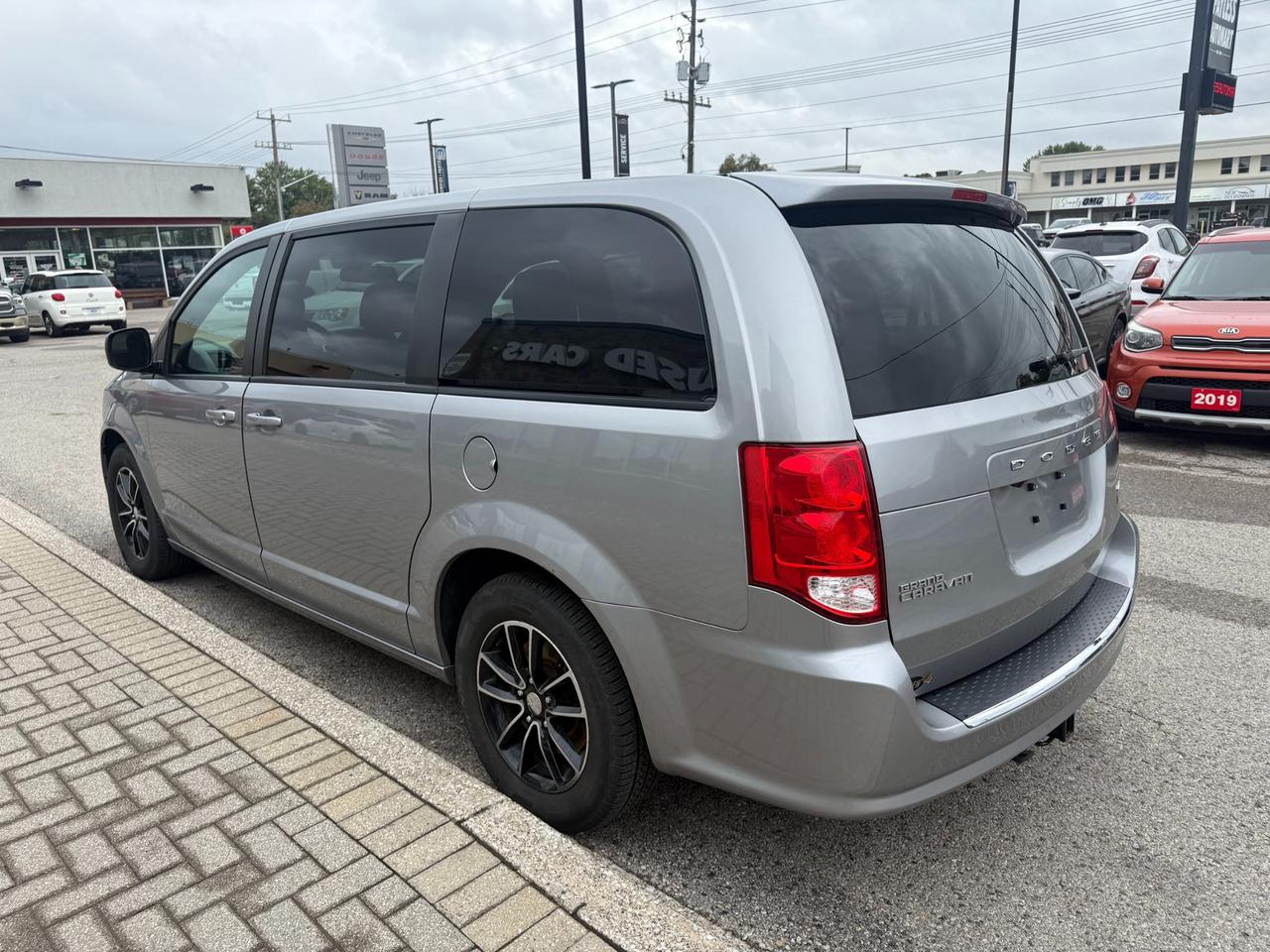 2019 Dodge Grand Caravan GT Full Stow N' Go! Photo