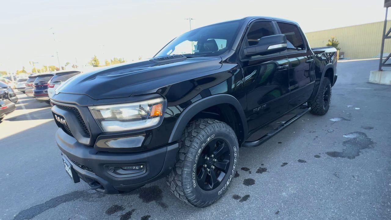 2020 RAM 1500 Rebel 4X4, LEATHER SEATS, SIRIUS XM, NAV, BACK UP CAM!! Photo3