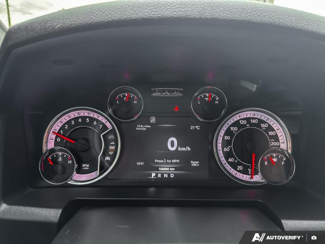 2021 RAM 1500 Classic WARLOCK / NO ACCIDENTS / 4X4 / HTD SEATS / V6 - Photo #22